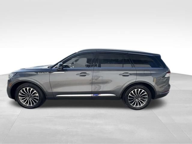 Used 2022 Lincoln Aviator Reserve w/ Elements Package Plus image 8