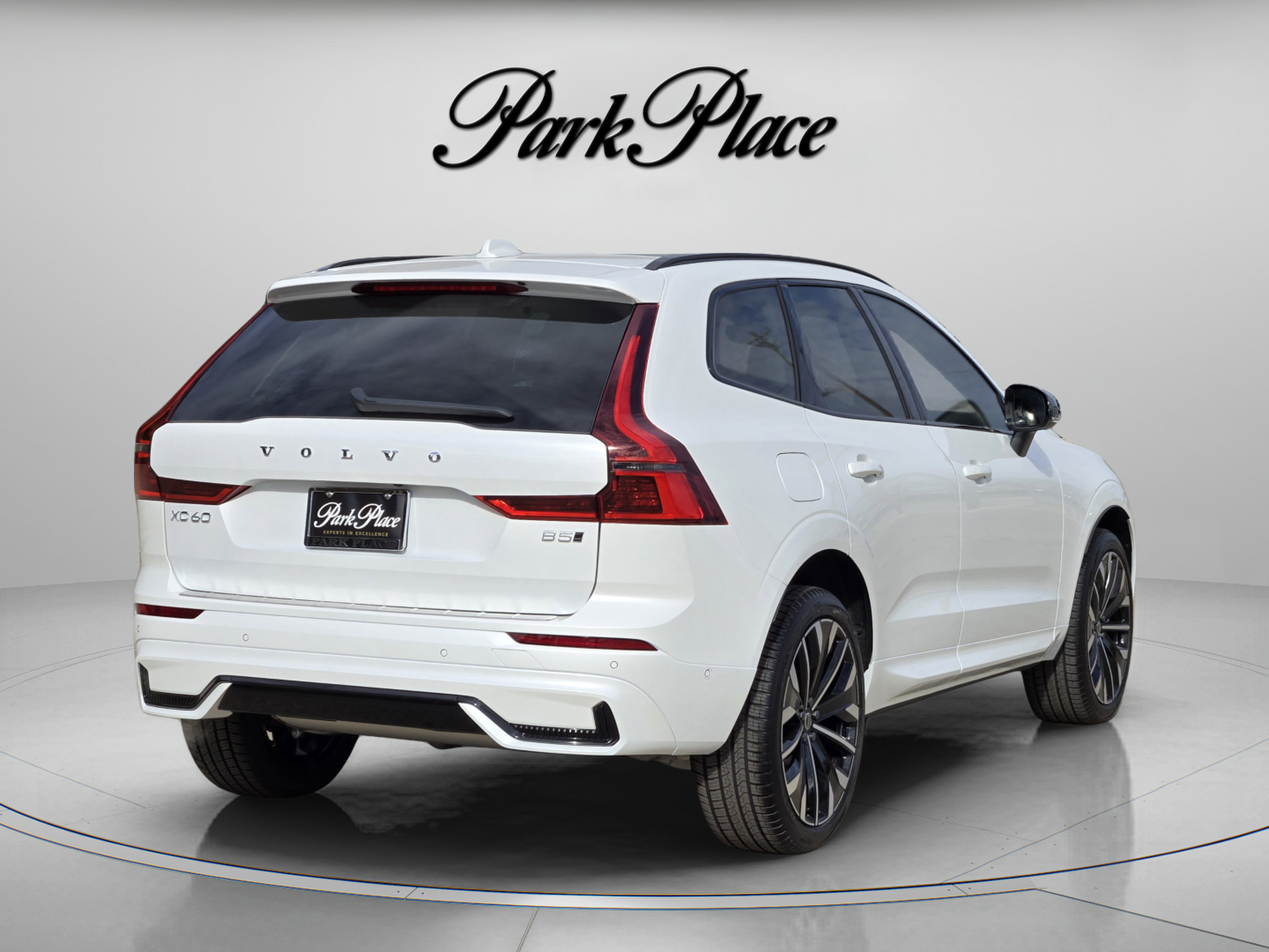 Used 2026 Volvo XC60 B5 Ultra w/ Protection Package Premier AWD/4WD image 6