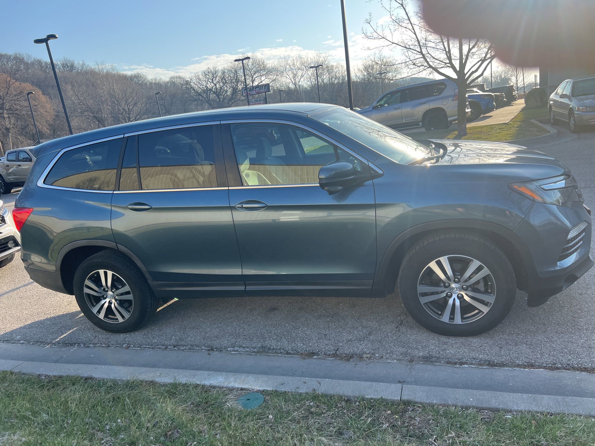 Used 2016 Honda Pilot EX image 4