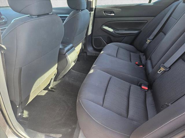 Used 2022 Nissan Altima 2.5 SV image 17