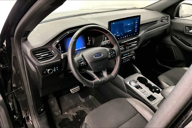 Used 2024 Ford Escape ST-Line w/ Tech Pack #1 AWD/4WD image 16