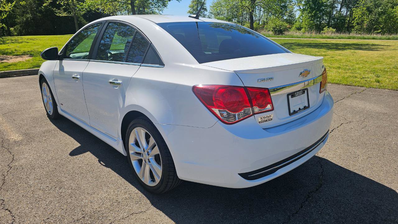 Used 2014 Chevrolet Cruze LTZ w/ RS Package FWD image 8