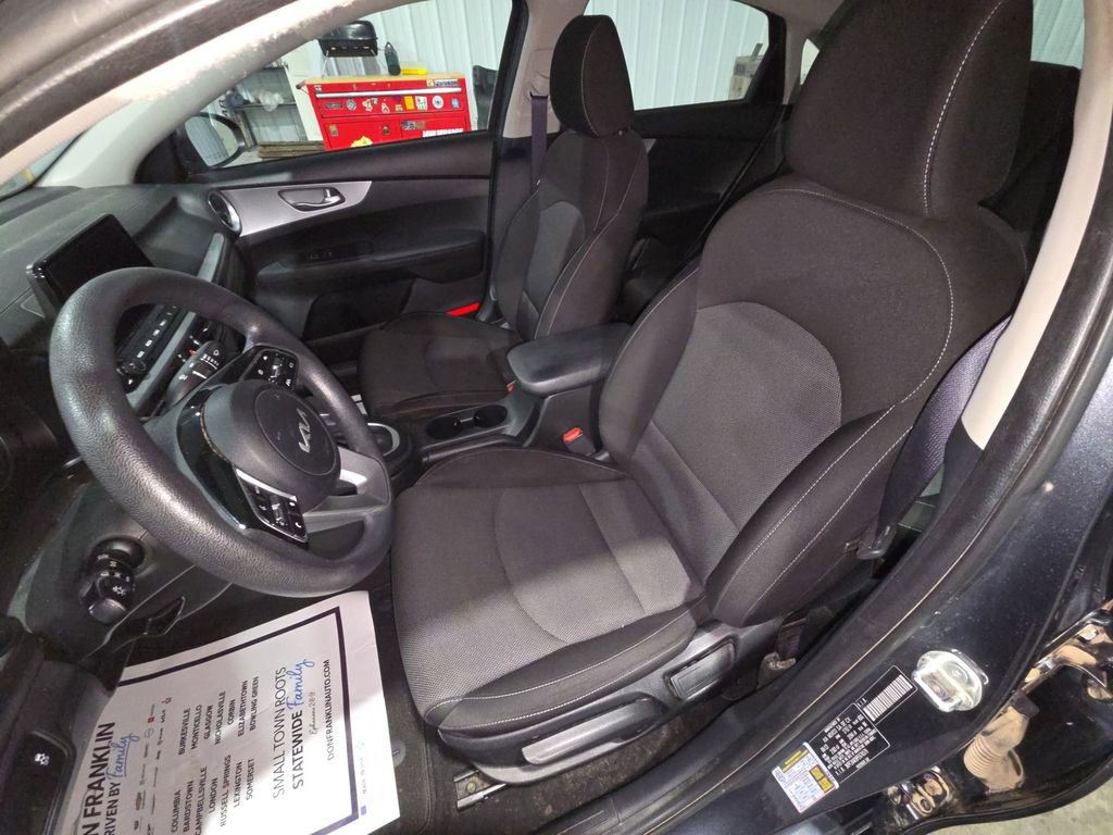 Used 2023 Kia Forte LXS image 16