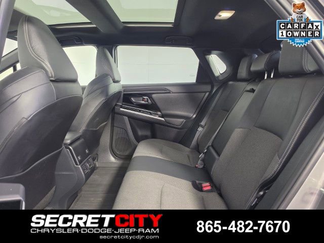 Used 2023 Toyota bZ4X XLE w/ Weather Package FWD image 27