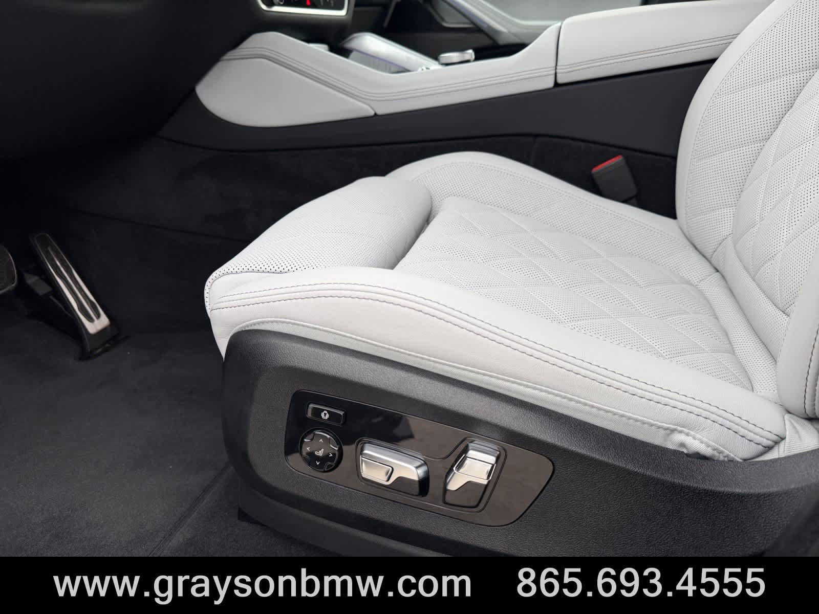 Used 2027 BMW X6 M60i AWD/4WD image 11