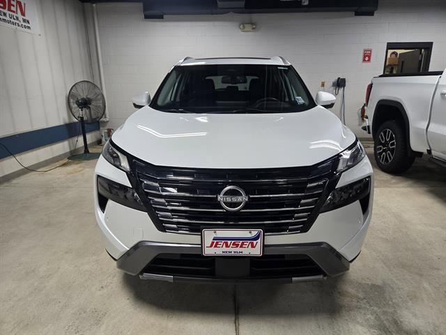 Used 2024 Nissan Rogue SL w/ SL Premium Package AWD/4WD image 2
