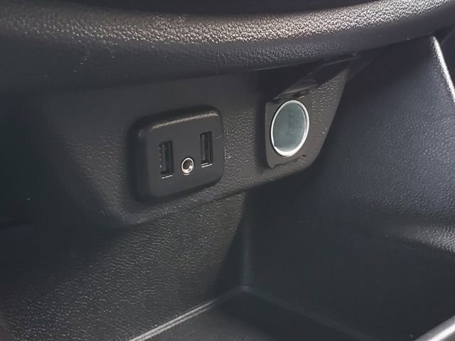 Used 2020 Chevrolet Traverse LT w/ LPO, Floor Liner Package image 21