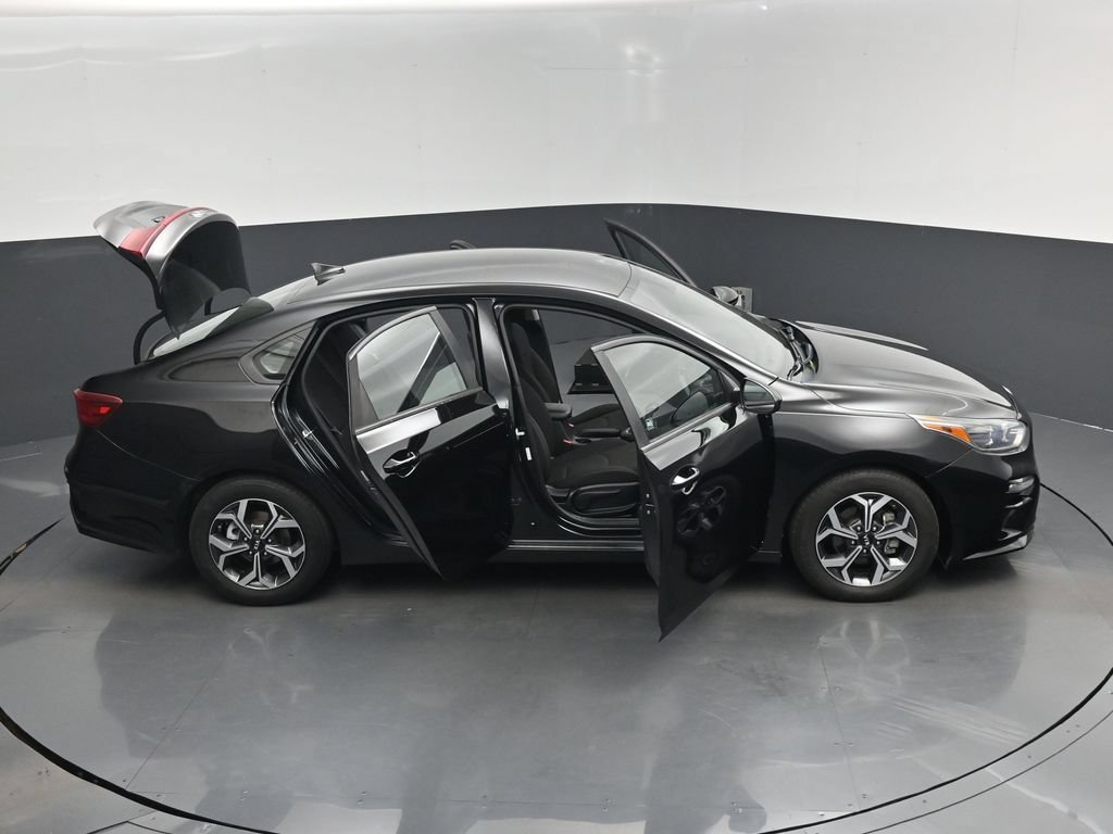 Used 2020 Kia Forte LXS FWD image 18