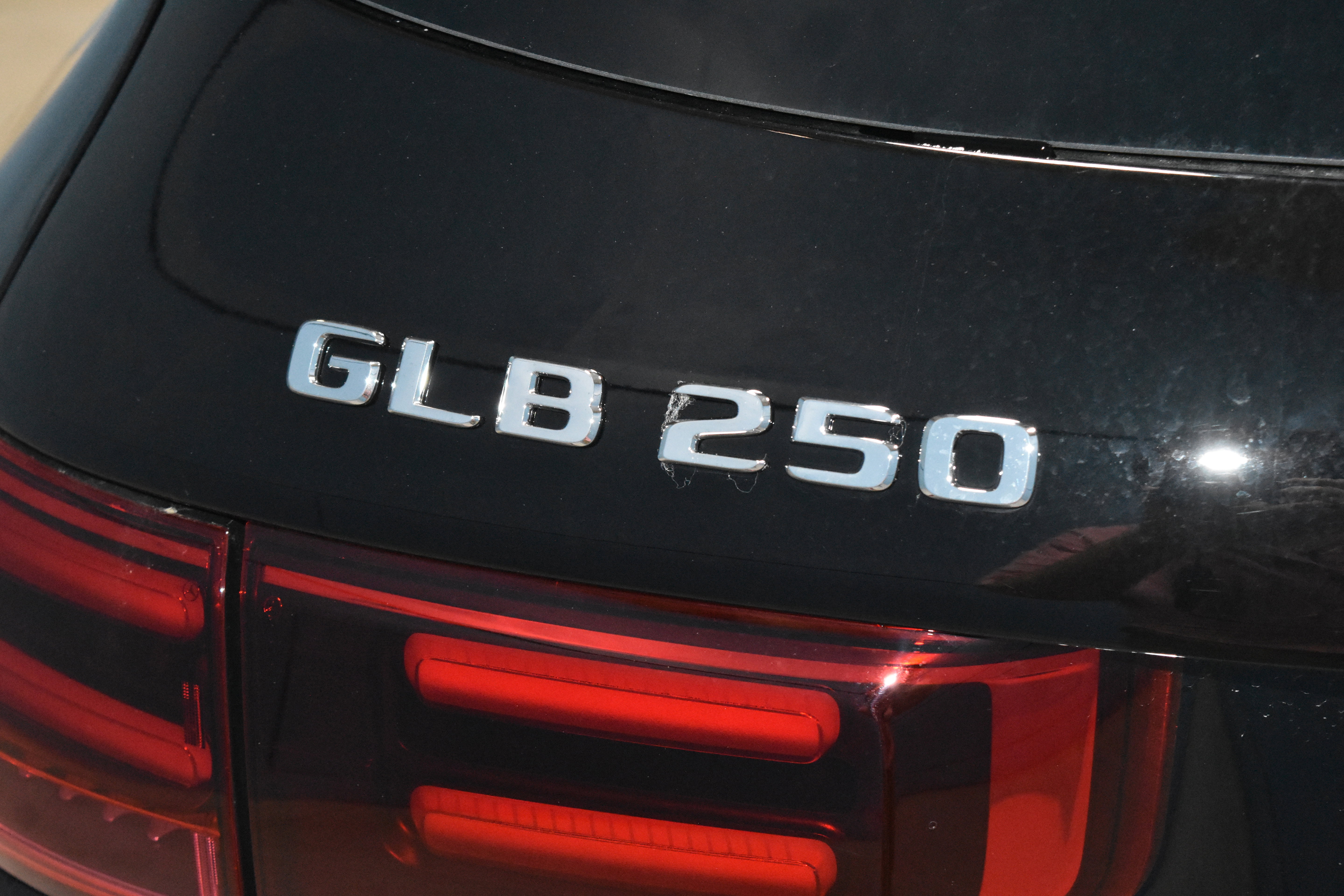 New 2026 Mercedes-Benz GLB 250 4MATIC image 24