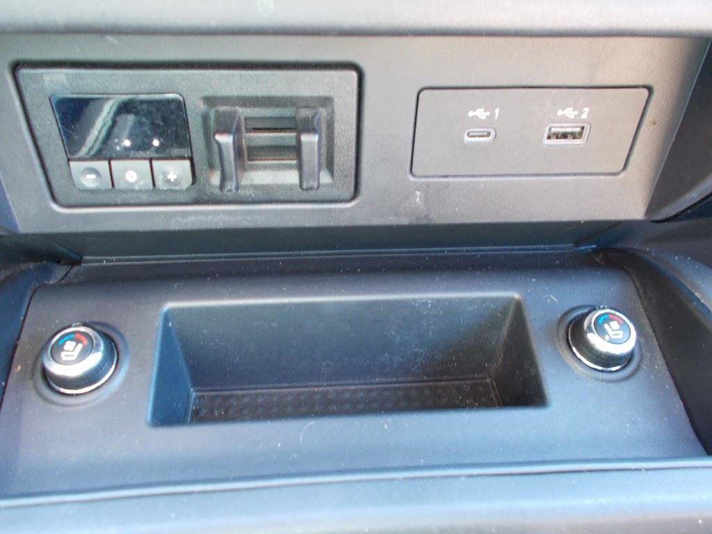 Used 2023 Nissan Titan Platinum Reserve w/ Moonroof Package AWD/4WD image 24