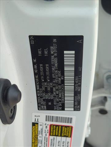 Certified 2024 Toyota Highlander LE FWD image 26