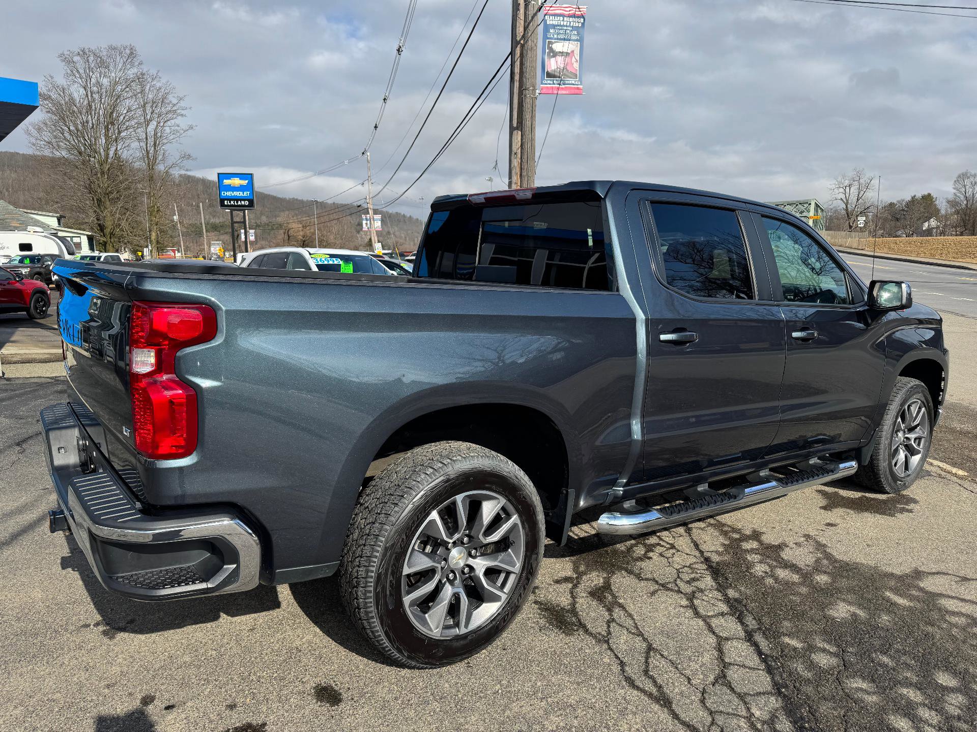 Used 2020 Chevrolet Silverado 1500 LT w/ All-Star Edition image 5