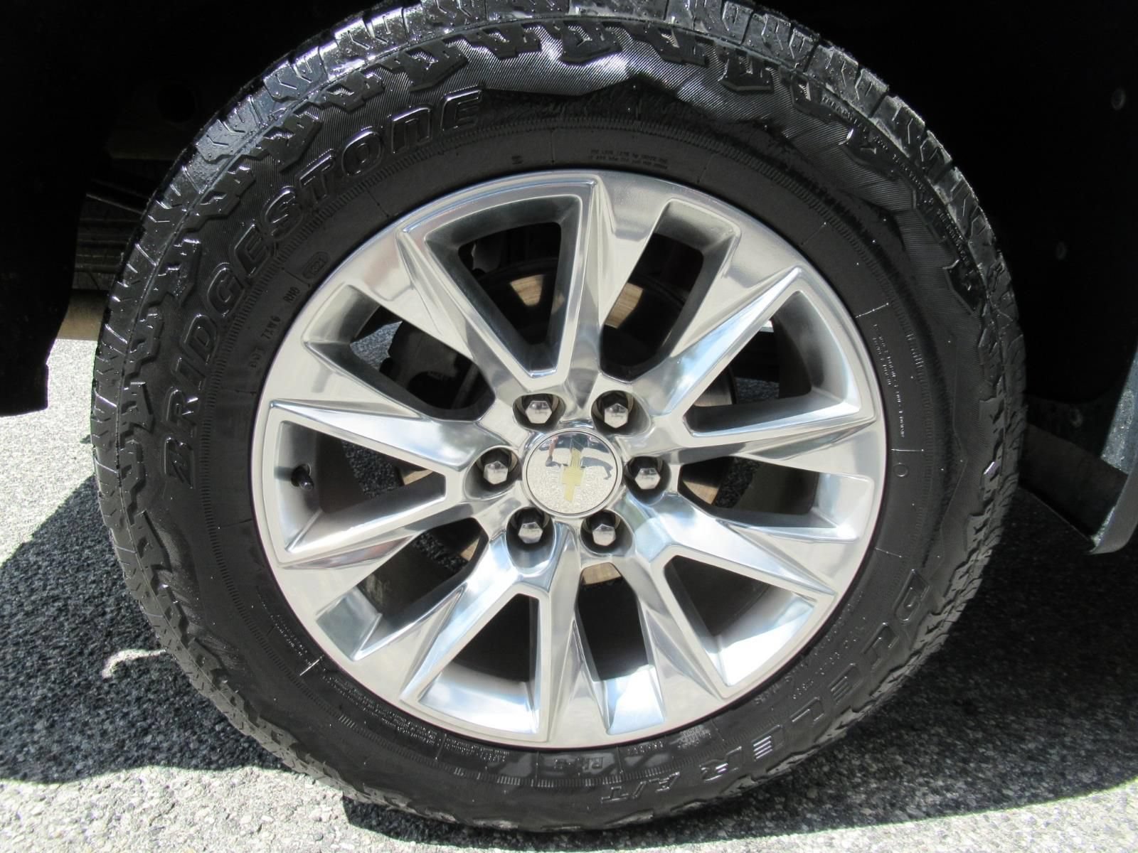 Used 2021 Chevrolet Silverado 1500 LTZ AWD/4WD image 8