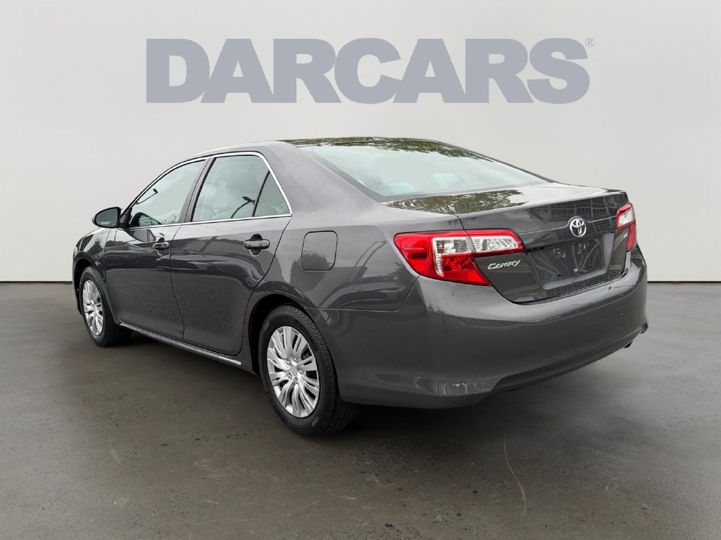 Used 2014 Toyota Camry LE FWD image 4