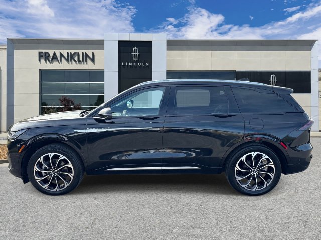 Certified 2024 Lincoln Nautilus Reserve AWD/4WD image 5