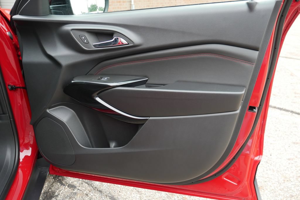 New 2026 Chevrolet Trax RS w/ Driver Confidence Package FWD image 10