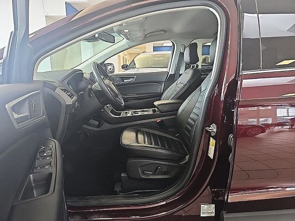 Used 2023 Ford Edge SEL AWD/4WD image 13