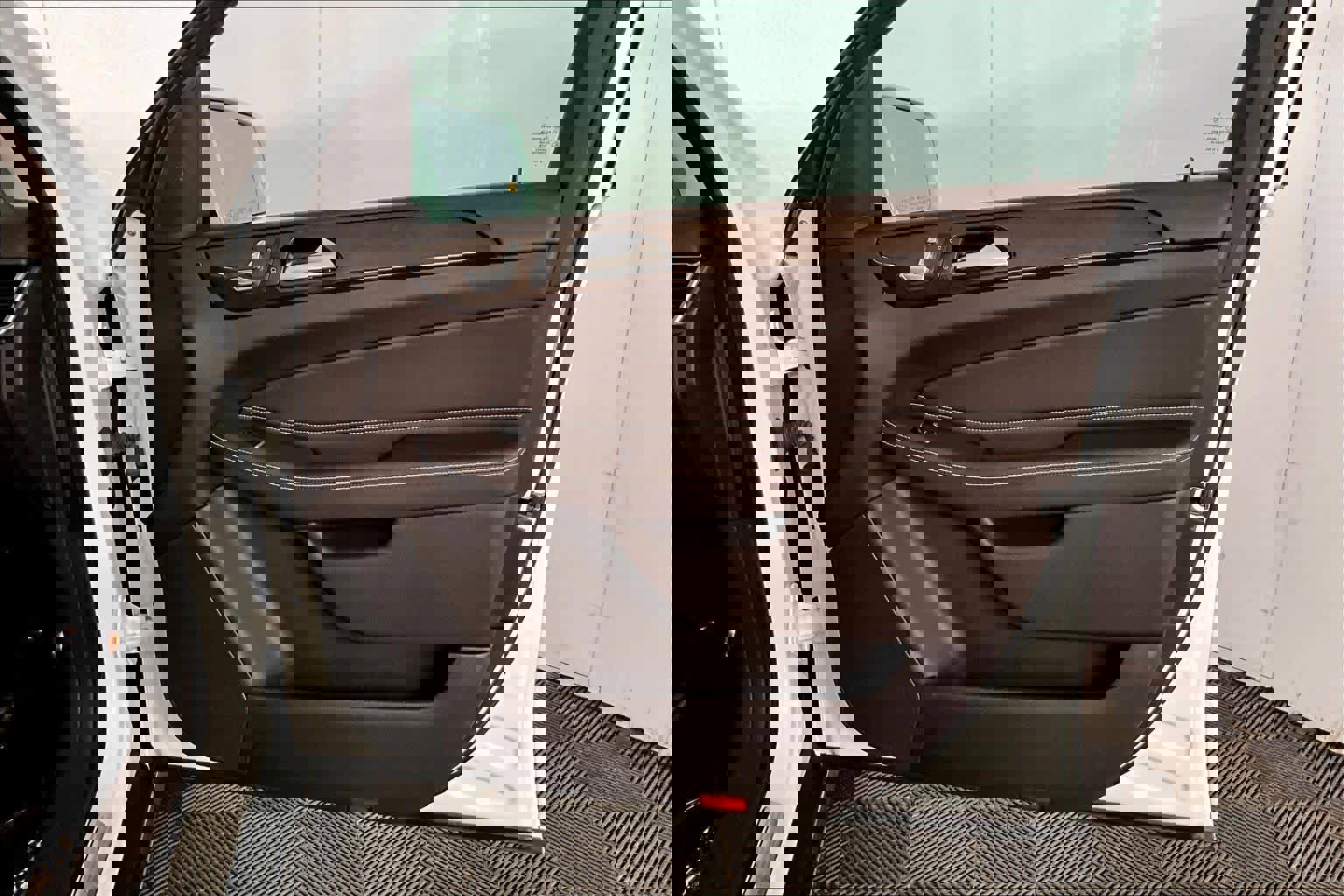 Used 2016 Mercedes-Benz GLE 350 4MATIC image 23