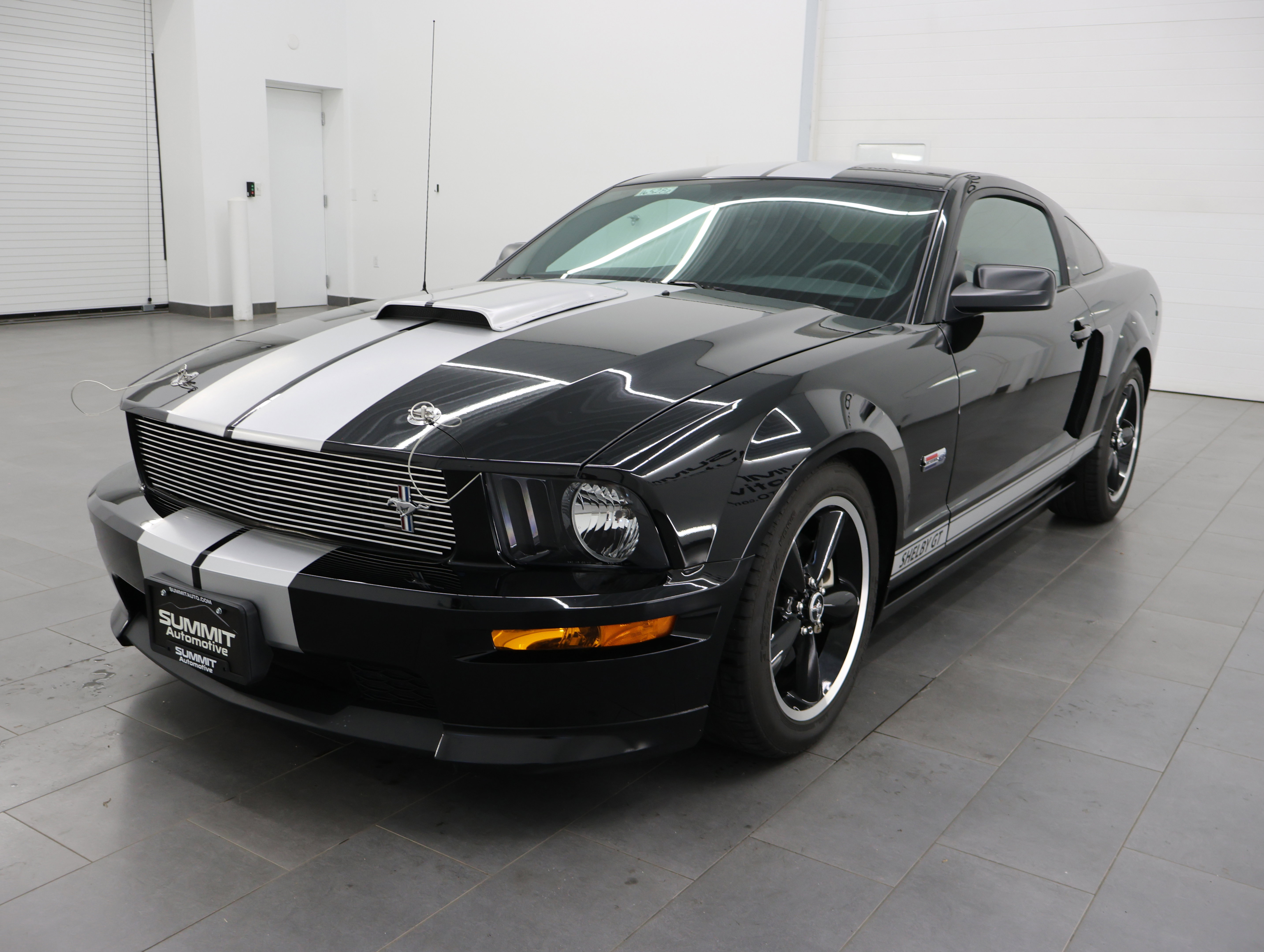 Used 2007 Ford Mustang GT Premium RWD image 7