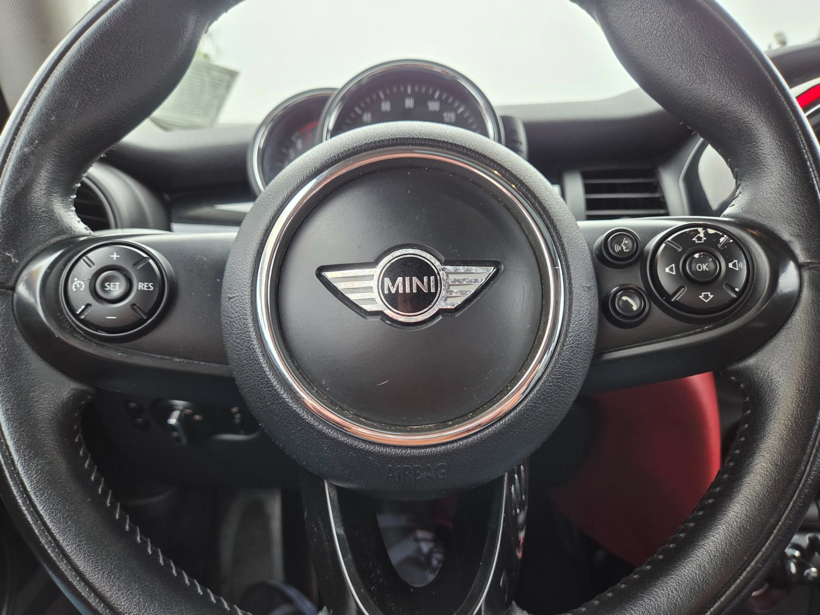 Used 2014 MINI Cooper 2-Door Hardtop FWD image 14