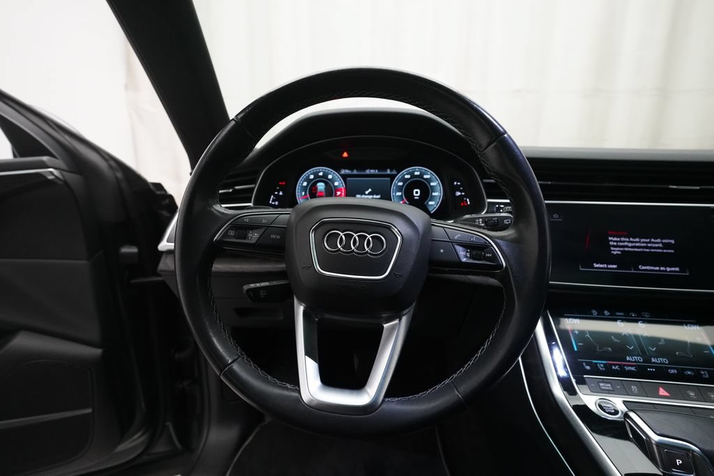 Used 2021 Audi Q8 Premium Plus w/ Premium Plus Package AWD/4WD image 4