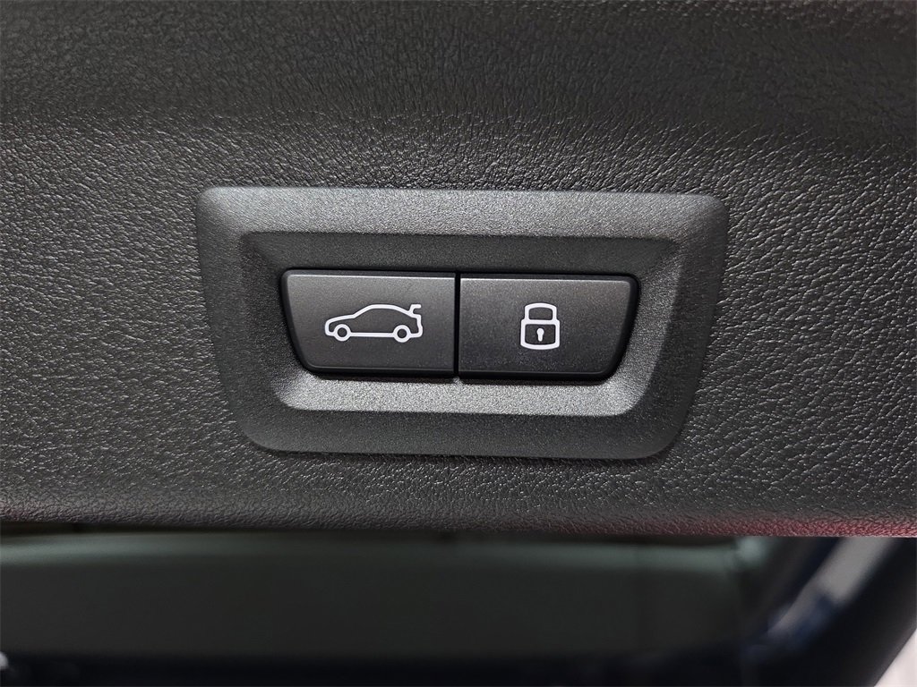 New 2026 BMW X1 xDrive28i w/ Technology Package image 13