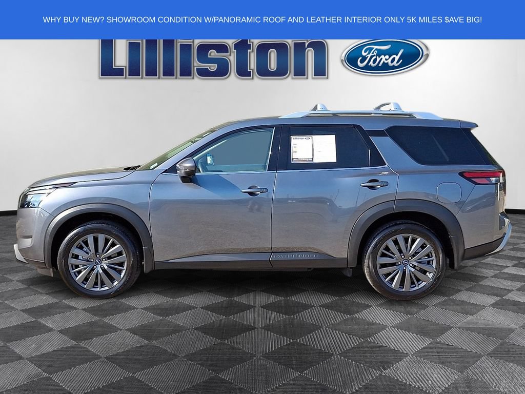 Used 2025 Nissan Pathfinder SL w/ SL Premium Package AWD/4WD image 7