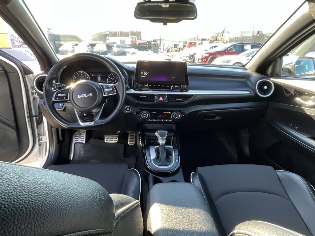 Used 2022 Kia Forte GT-Line image 18