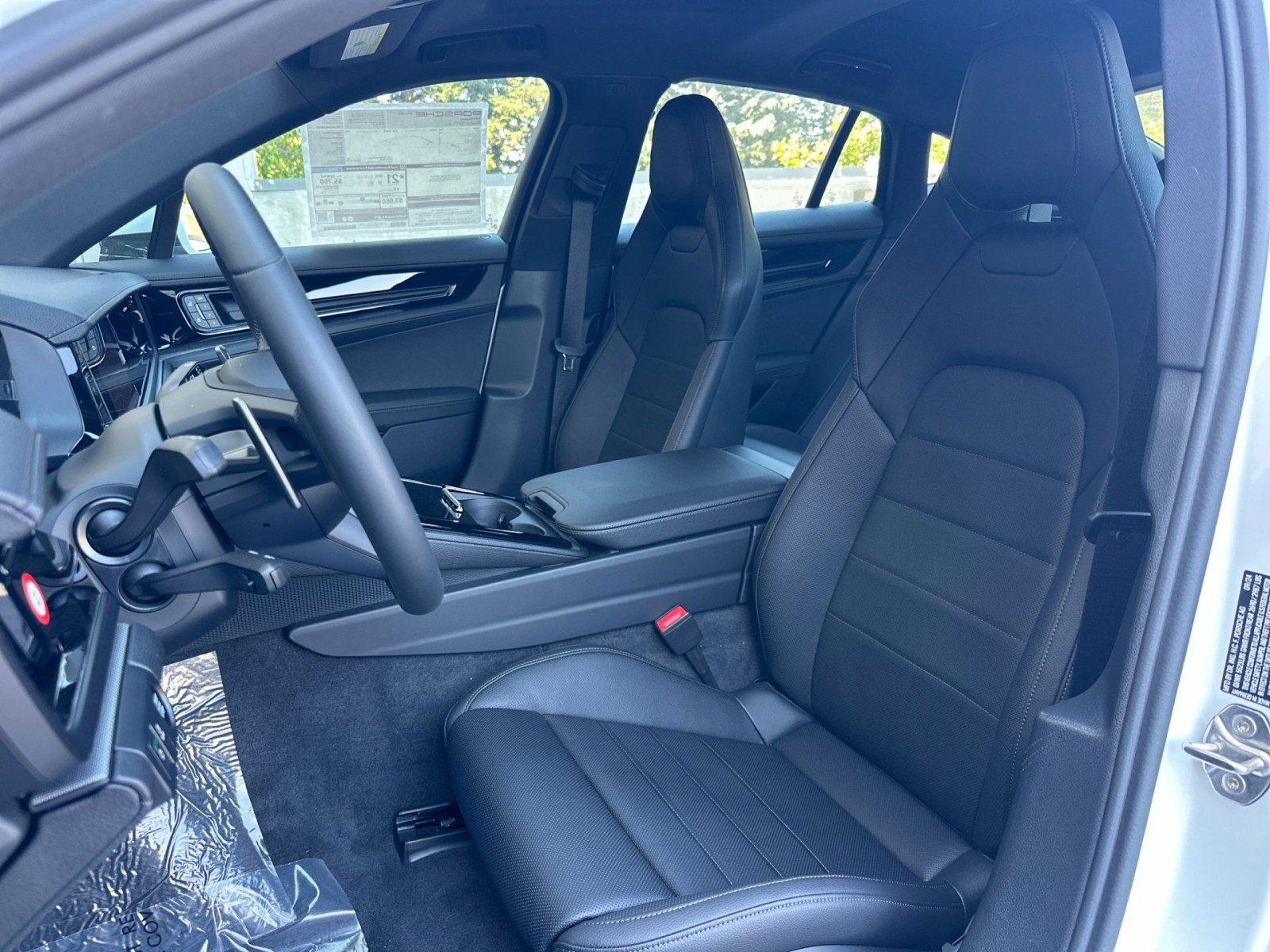 New 2025 Porsche Panamera image 5