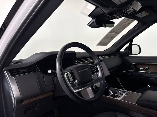 Certified 2023 Land Rover Range Rover SE image 9