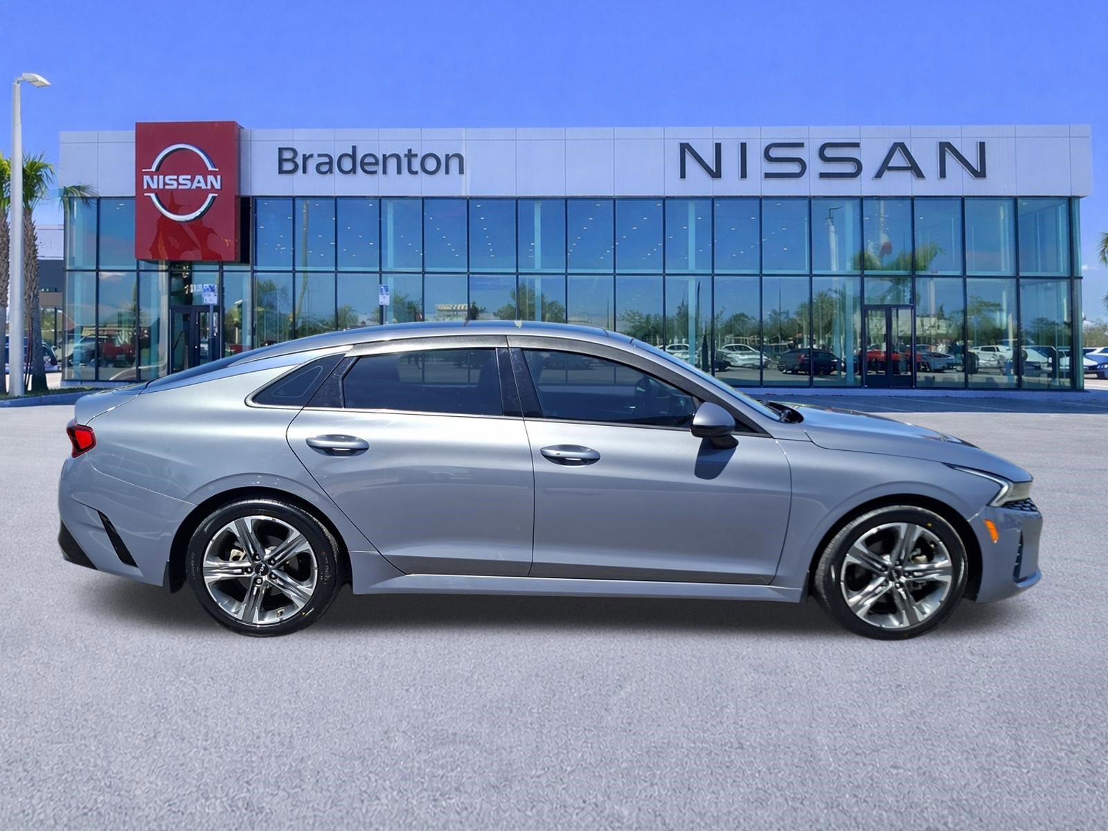 Used 2023 Kia K5 EX FWD image 4