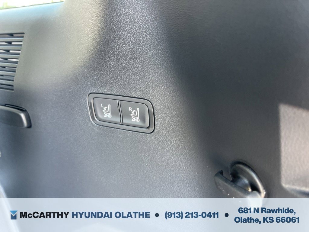 Used 2026 Hyundai Santa Fe SEL AWD/4WD image 18