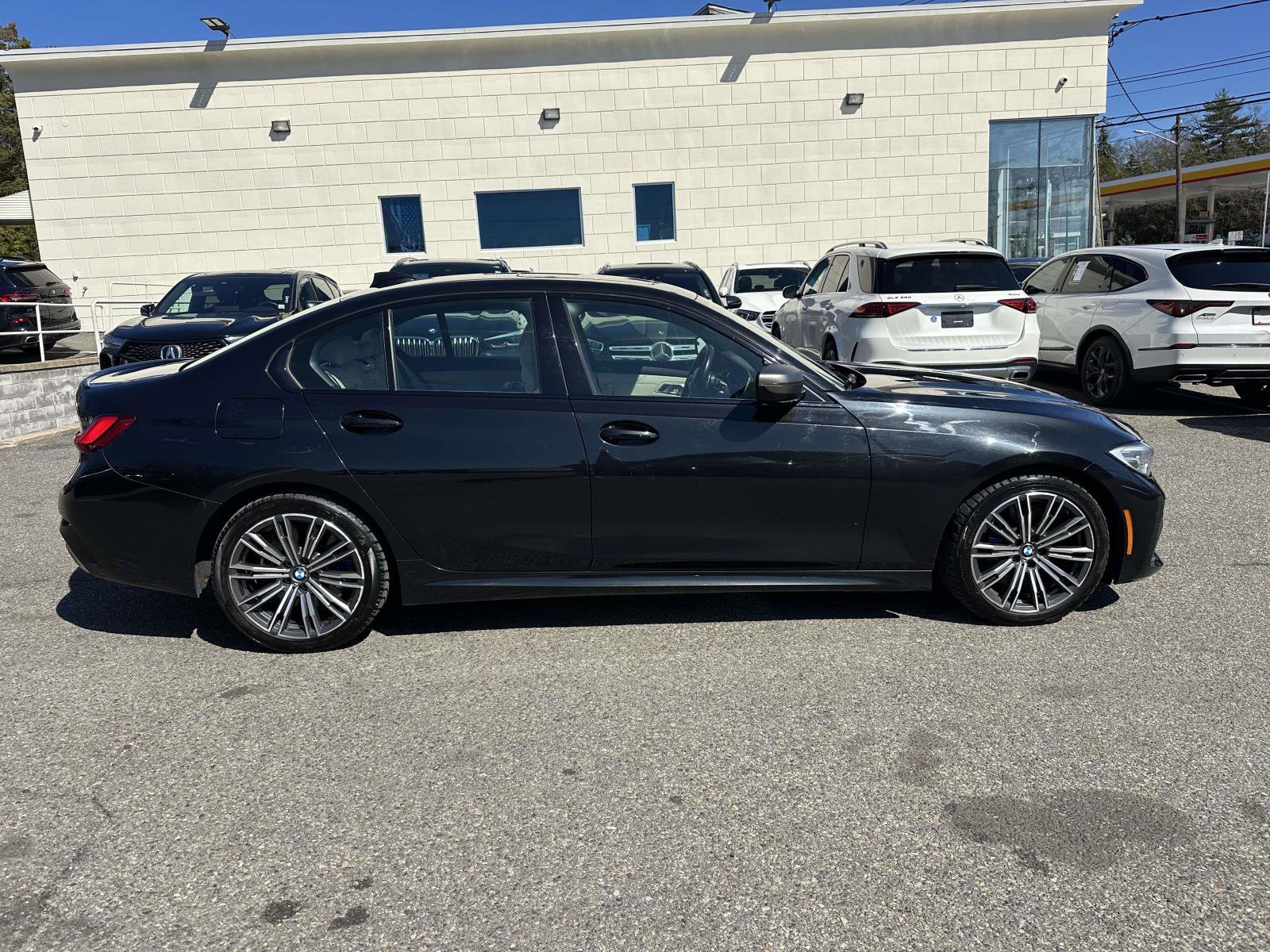 Used 2022 BMW M340i xDrive w/ Premium Package AWD/4WD image 2