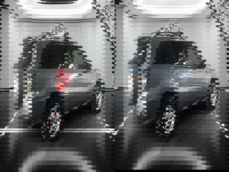 Used 2005 Toyota RAV4 2WD image 5