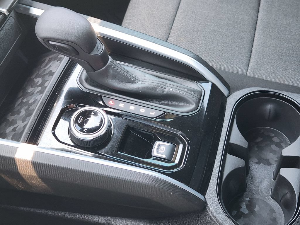 Used 2025 Chevrolet Colorado Trail Boss AWD/4WD image 20