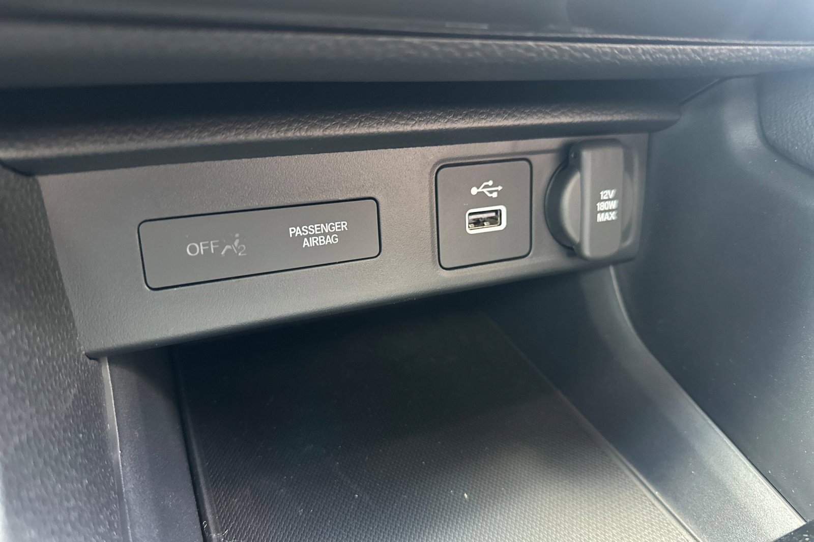 Used 2025 Acura Integra FWD image 37