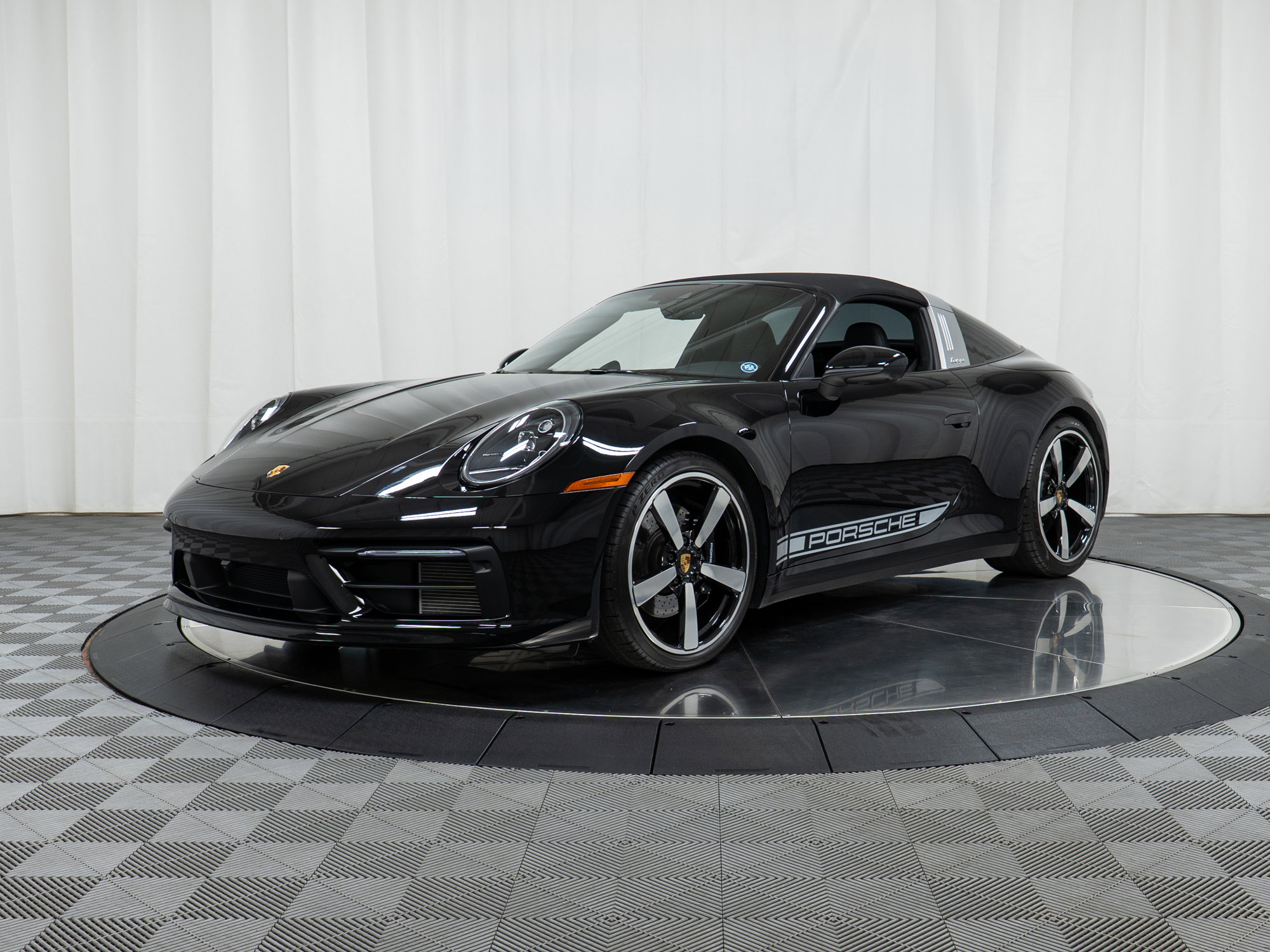 Certified 2024 Porsche 911 Targa 4S