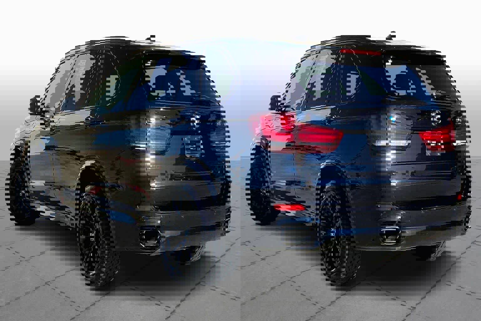 Used 2018 BMW X5 xDrive35i image 11