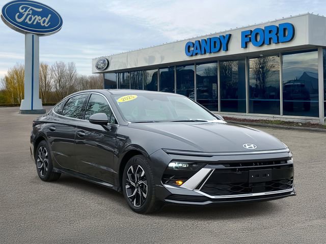 Used 2025 Hyundai Sonata SEL image 1
