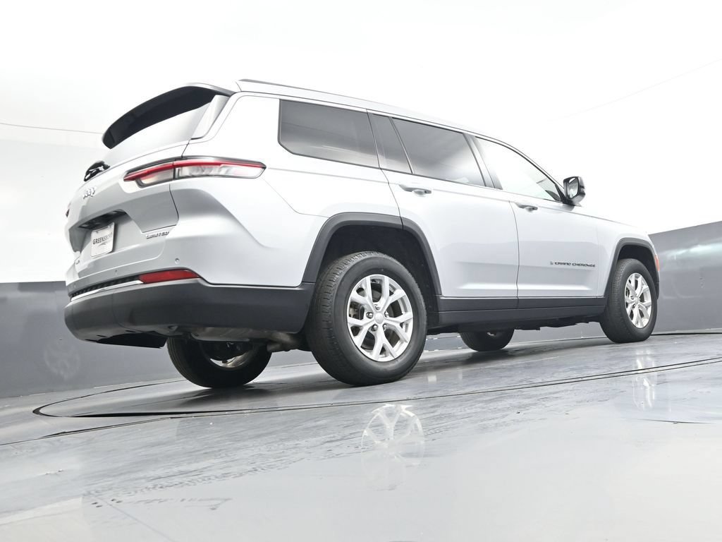 Used 2023 Jeep Grand Cherokee L Limited AWD/4WD image 44