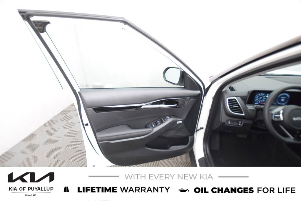 New 2026 Kia Seltos SX image 9