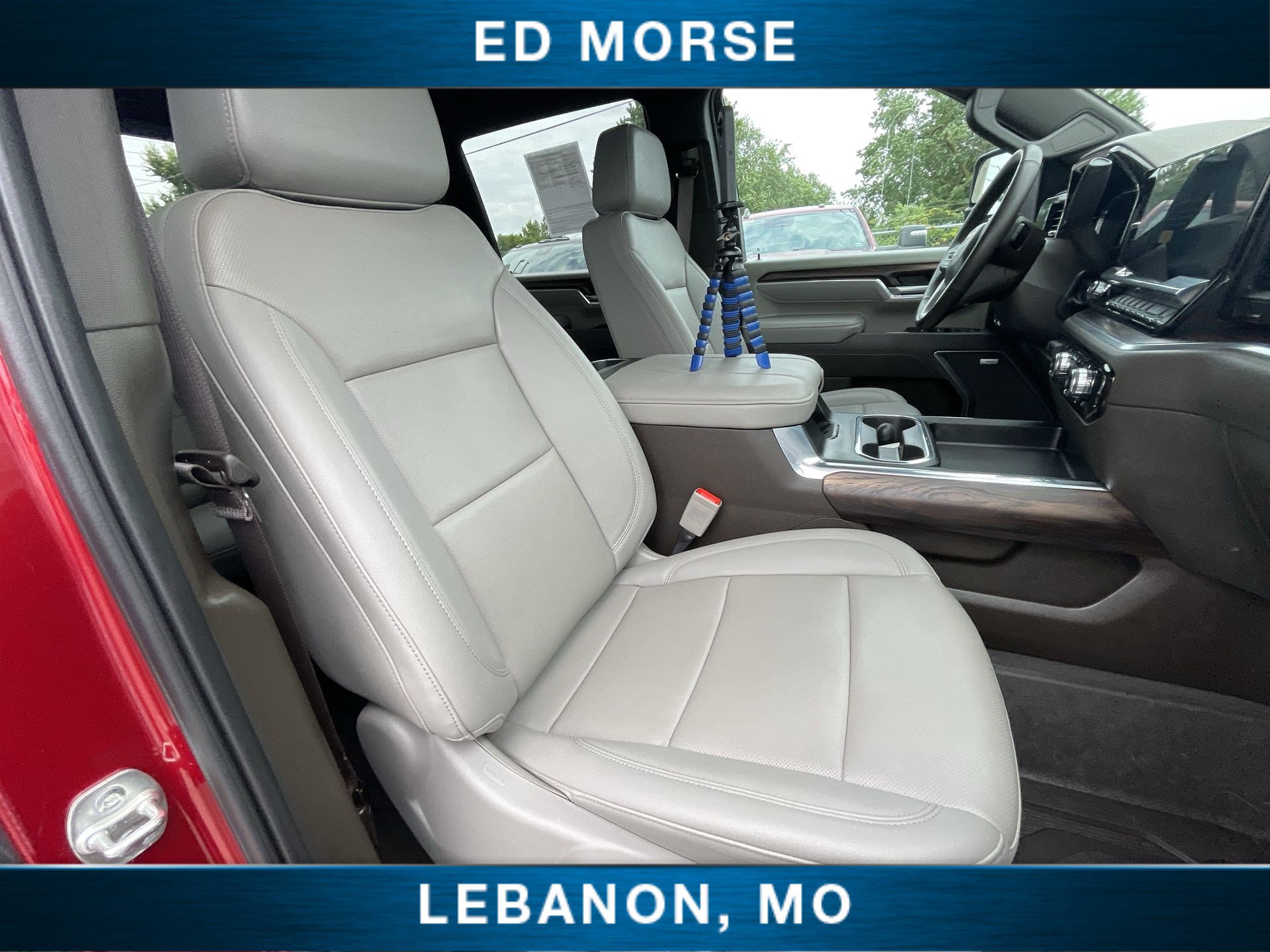 Certified 2025 GMC Sierra 2500 SLT w/ SLT Convenience Package AWD/4WD image 26