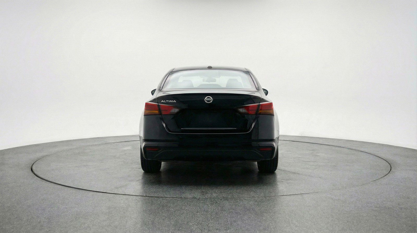 Used 2025 Nissan Altima 2.5 SV FWD image 7
