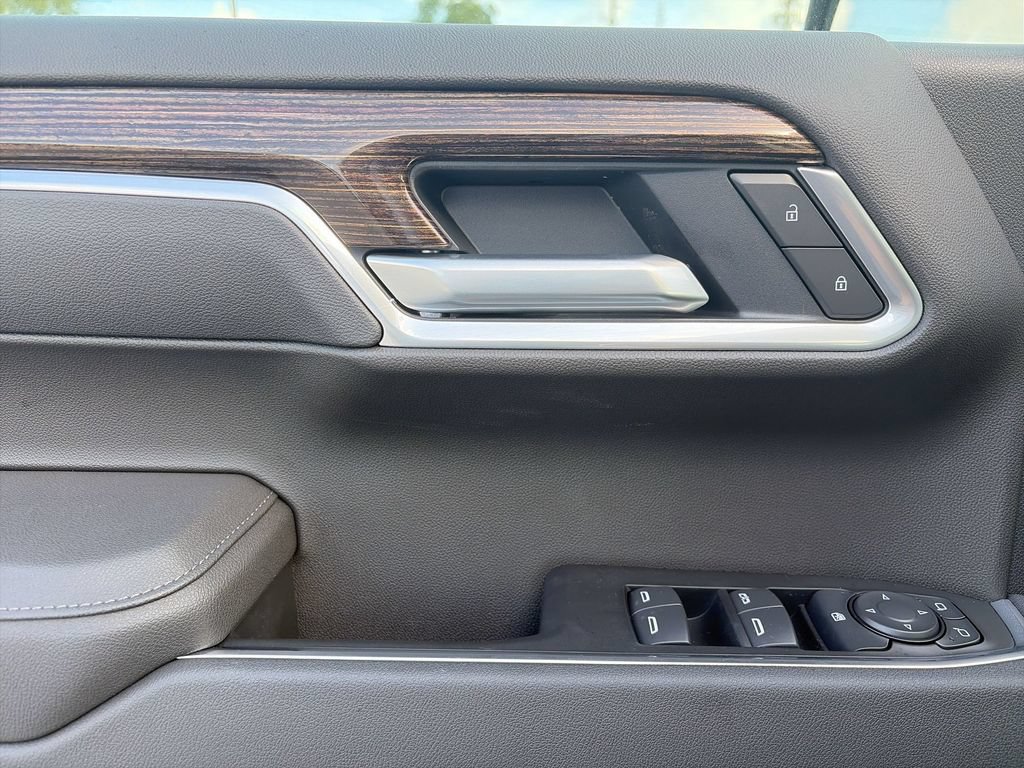 New 2026 GMC Sierra 1500 Elevation w/ Elevation Premium Package AWD/4WD image 32