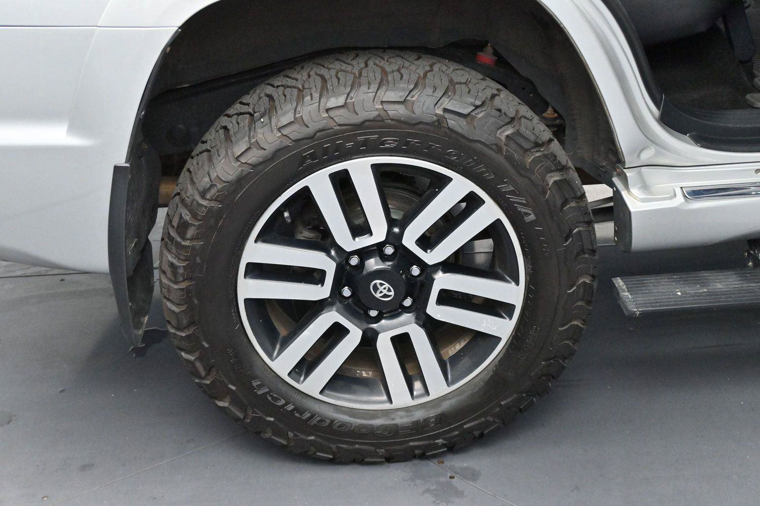 Used 2021 Toyota 4Runner Limited AWD/4WD image 41