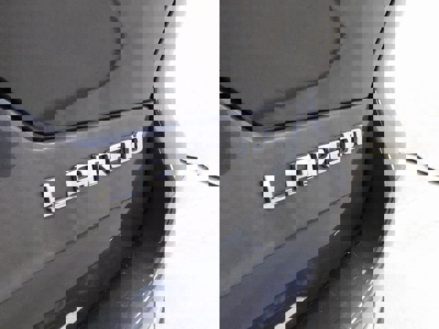 Used 2022 Jeep Grand Cherokee Laredo w/ Luxury Tech Group I image 14