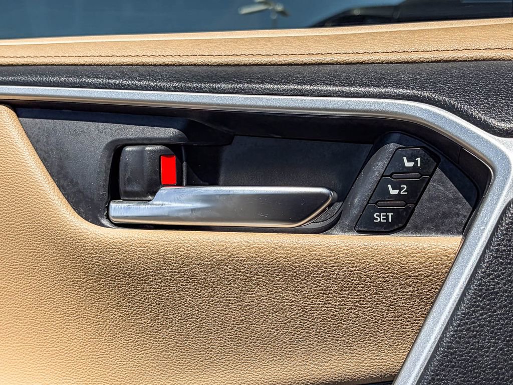 Used 2019 Toyota RAV4 Limited w/ All Weather Liner Package image 44