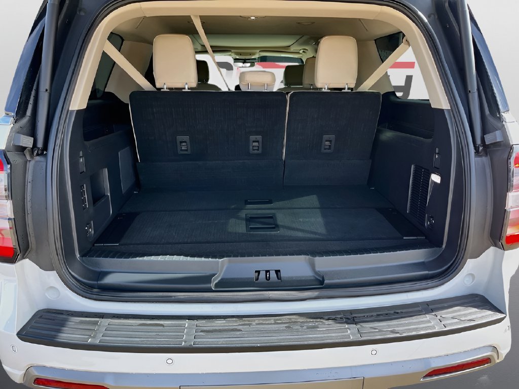 Used 2024 Ford Expedition Max Platinum AWD/4WD image 29