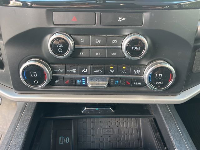 Used 2022 Ford Expedition XLT image 25