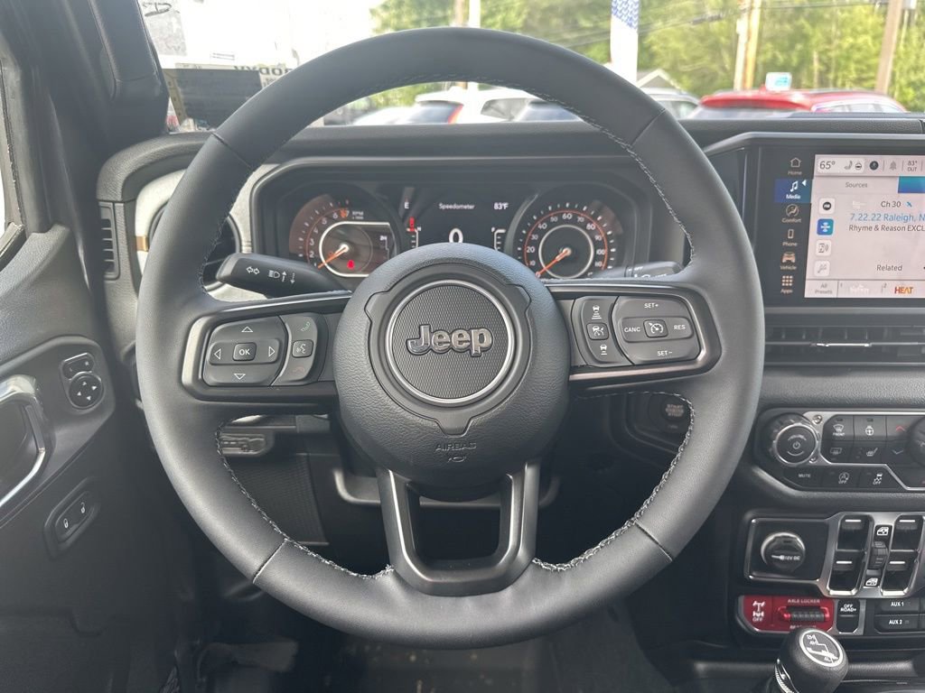 New 2025 Jeep Gladiator Willys image 15